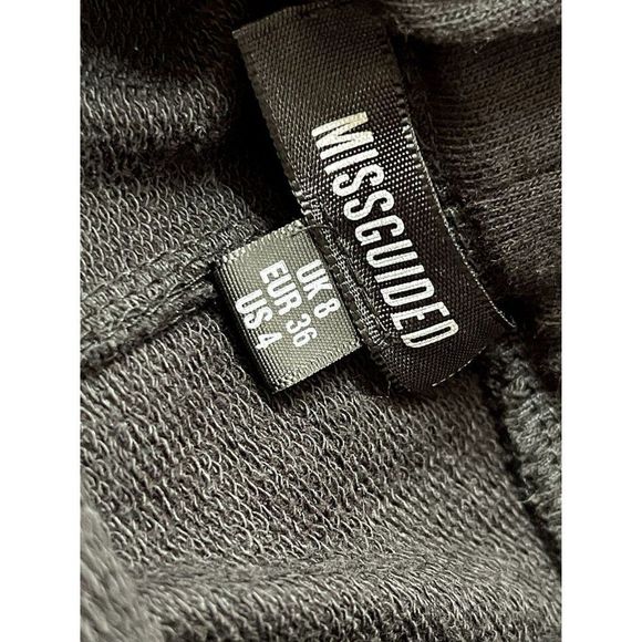 Budle Bottom Size 4 Topshop Skirt and Missguided Shorts - Picture 7 of 8